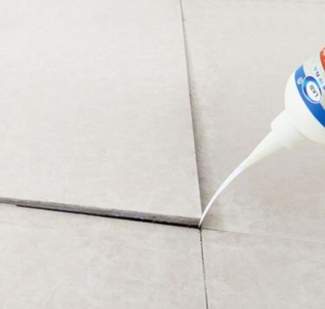 阜城瓷砖空鼓维修公司分享卫生间瓷砖脱落的原因可能有以下几点